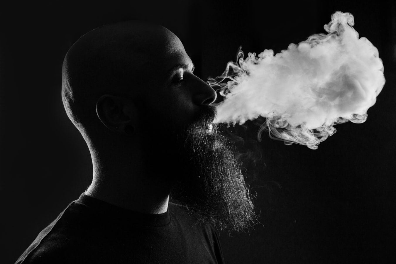 Can A Vape Set Off A Smoke Detector? Vapestop